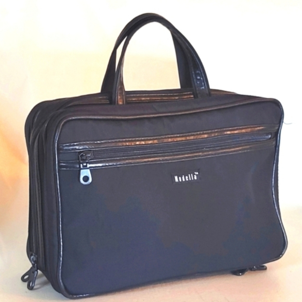 Modella Black Vinyl Cosmetics Satchel